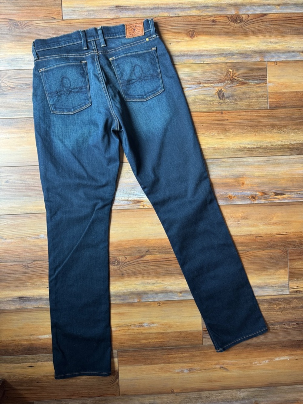 Lucky Brand Women’s Straight Leg Jeans in Indigo - Picture 3 of 7